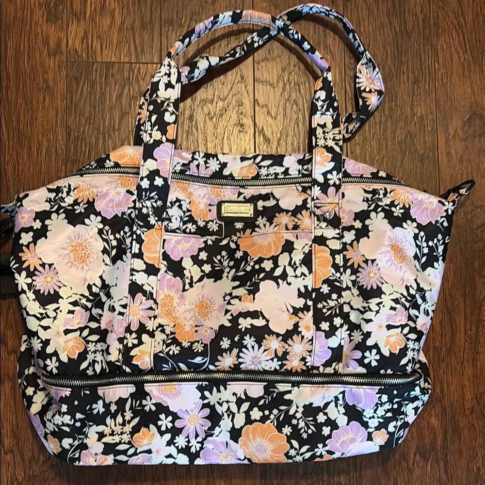 Madden Girl travel bag